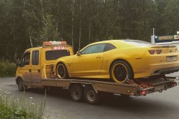 Chevrolet Camaro на эвакуаторе RaceExpress