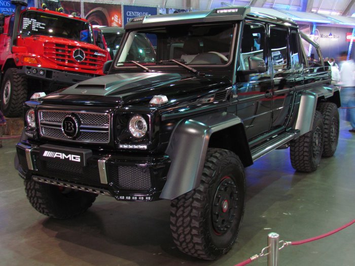 Mercedes Benz G 63 AMG Brabus B63S 700 6x6